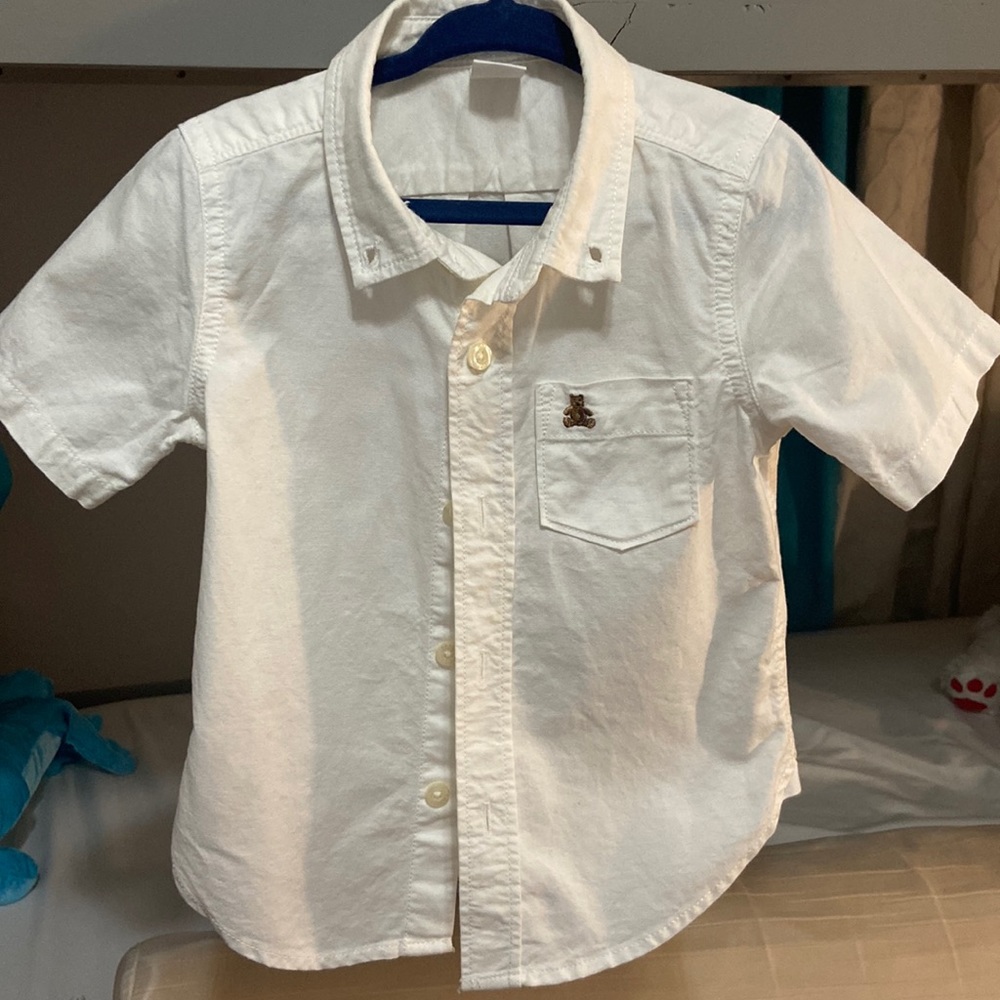 Baby boy Gap oxford button down shirt.